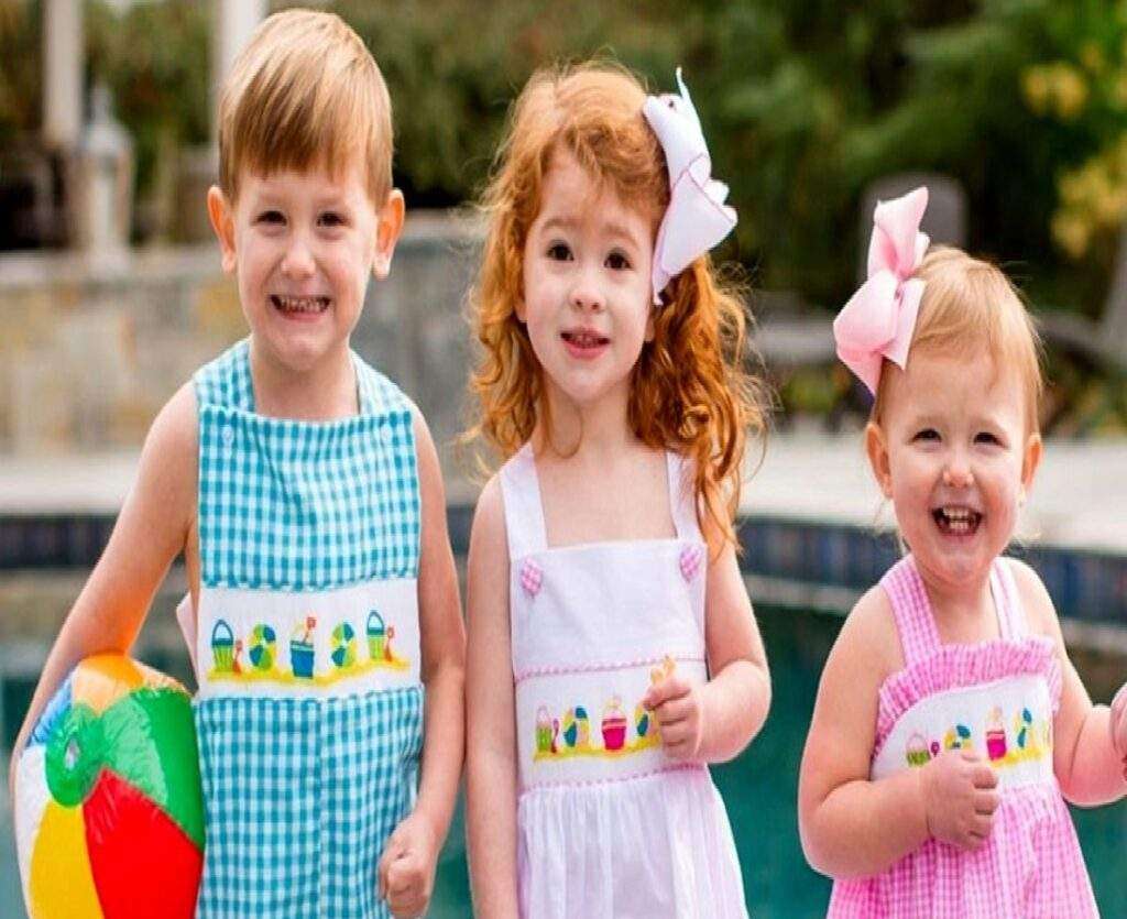 14 راهکار مهم برای خرید لباس کودک 2 14 راهکار مهم برای خرید لباس کودک